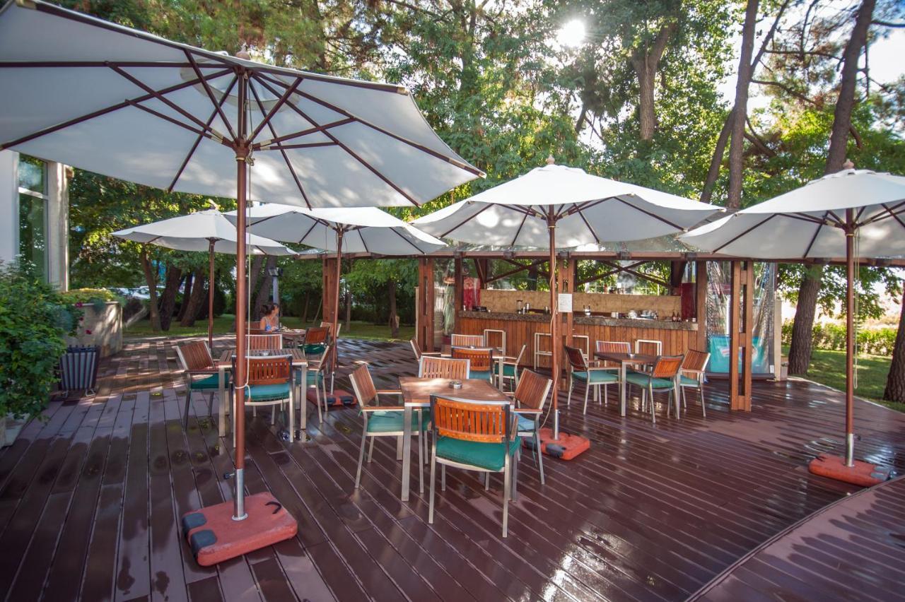 Jeravi Hotel 4*