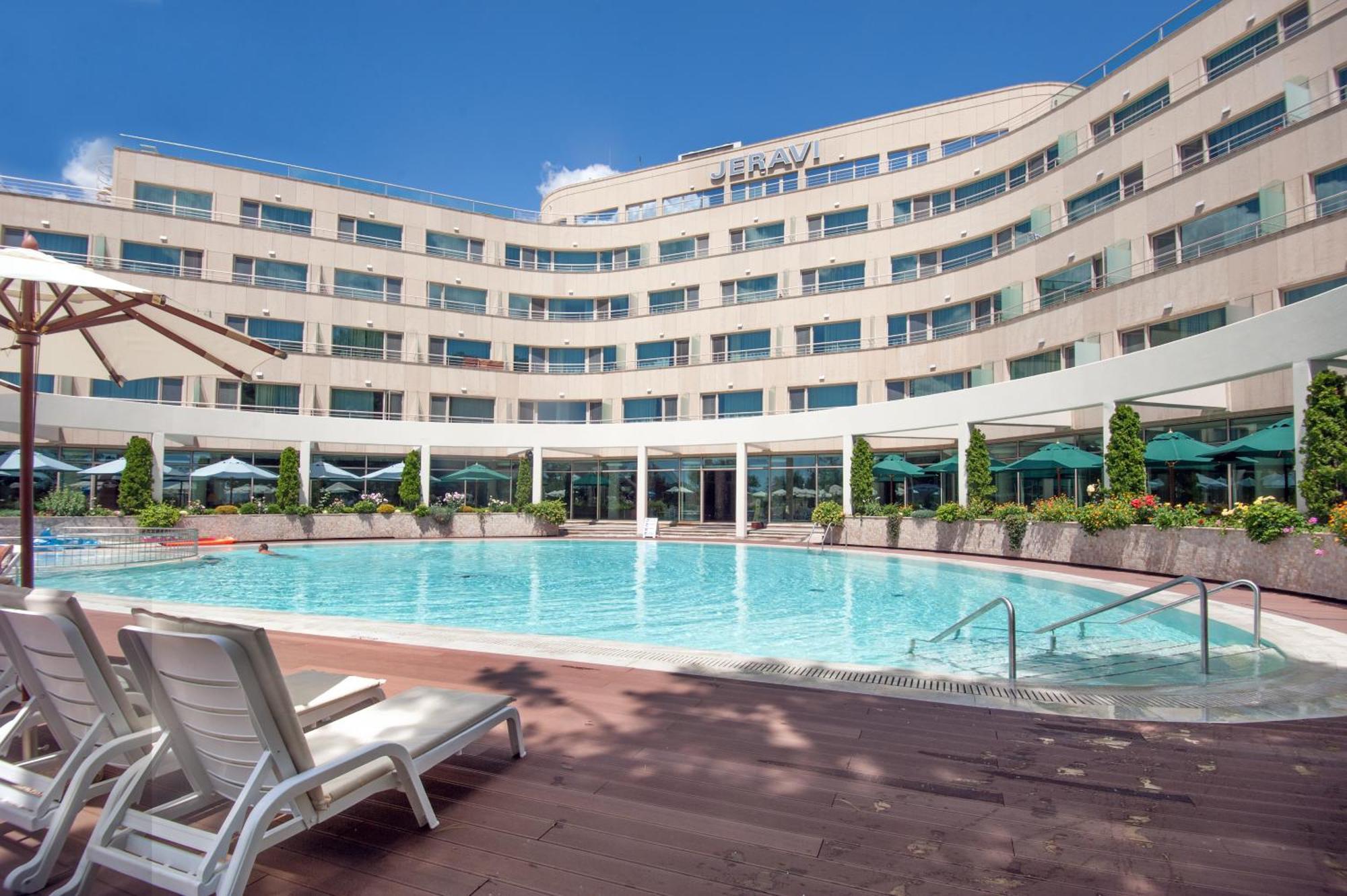 Hotel Jeravi